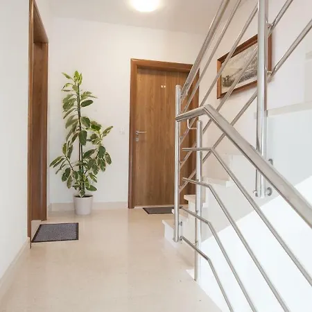 Turtle Gardens Apartament